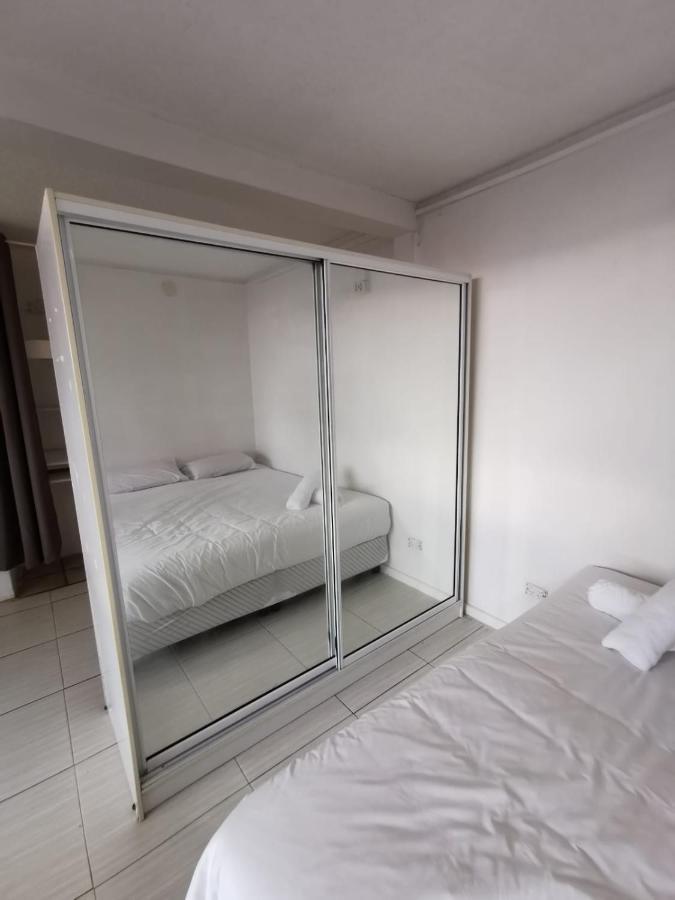 غولد كوست Surfers Holiday Apartments المظهر الخارجي الصورة