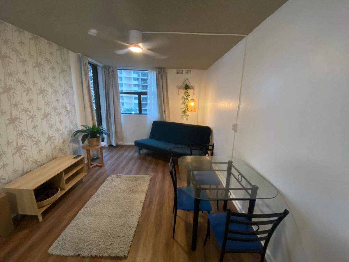 غولد كوست Surfers Holiday Apartments المظهر الخارجي الصورة