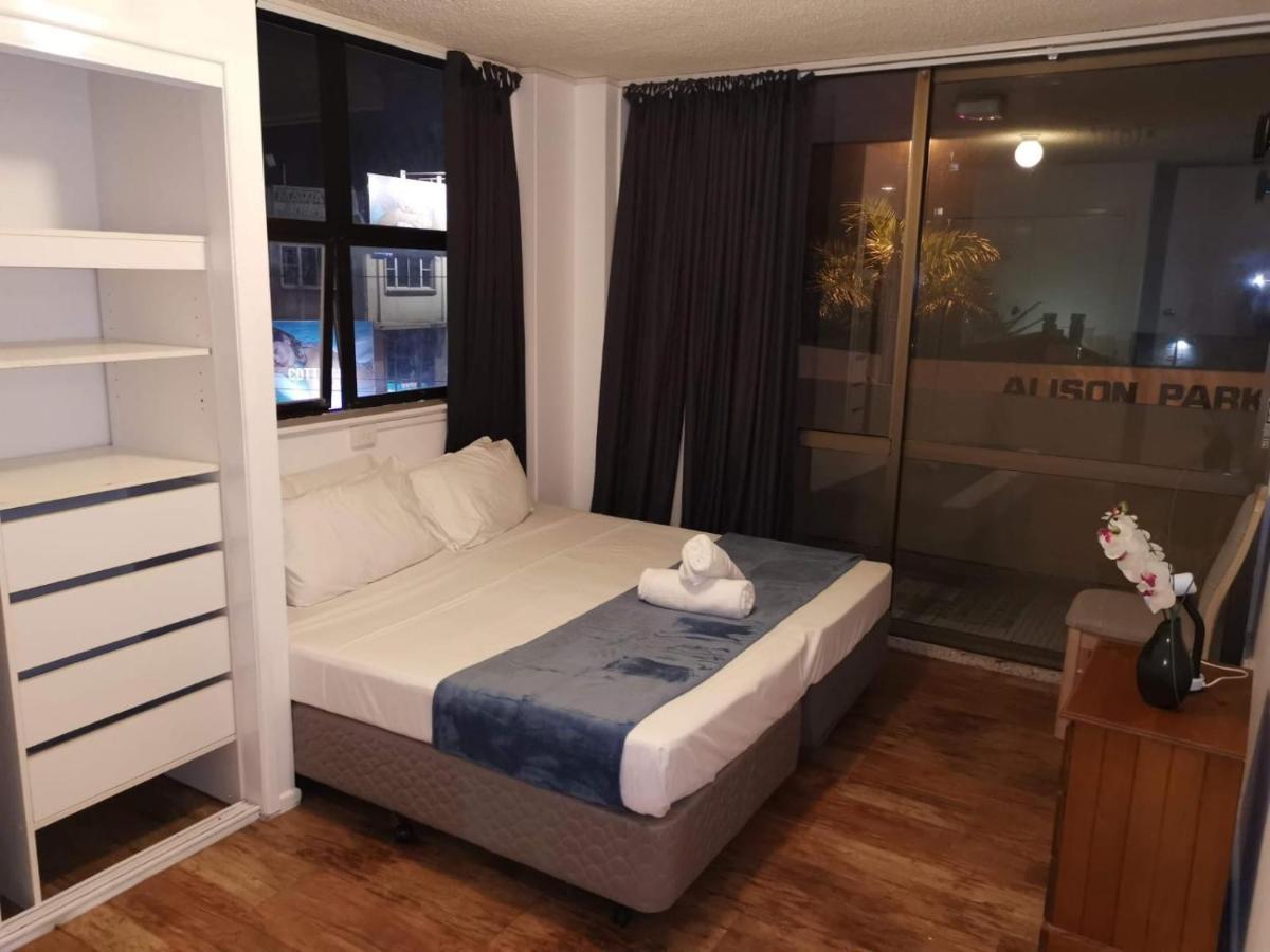 غولد كوست Surfers Holiday Apartments المظهر الخارجي الصورة
